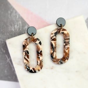 Acrylic Resin Drop Geometric Earrings Brown & Tan